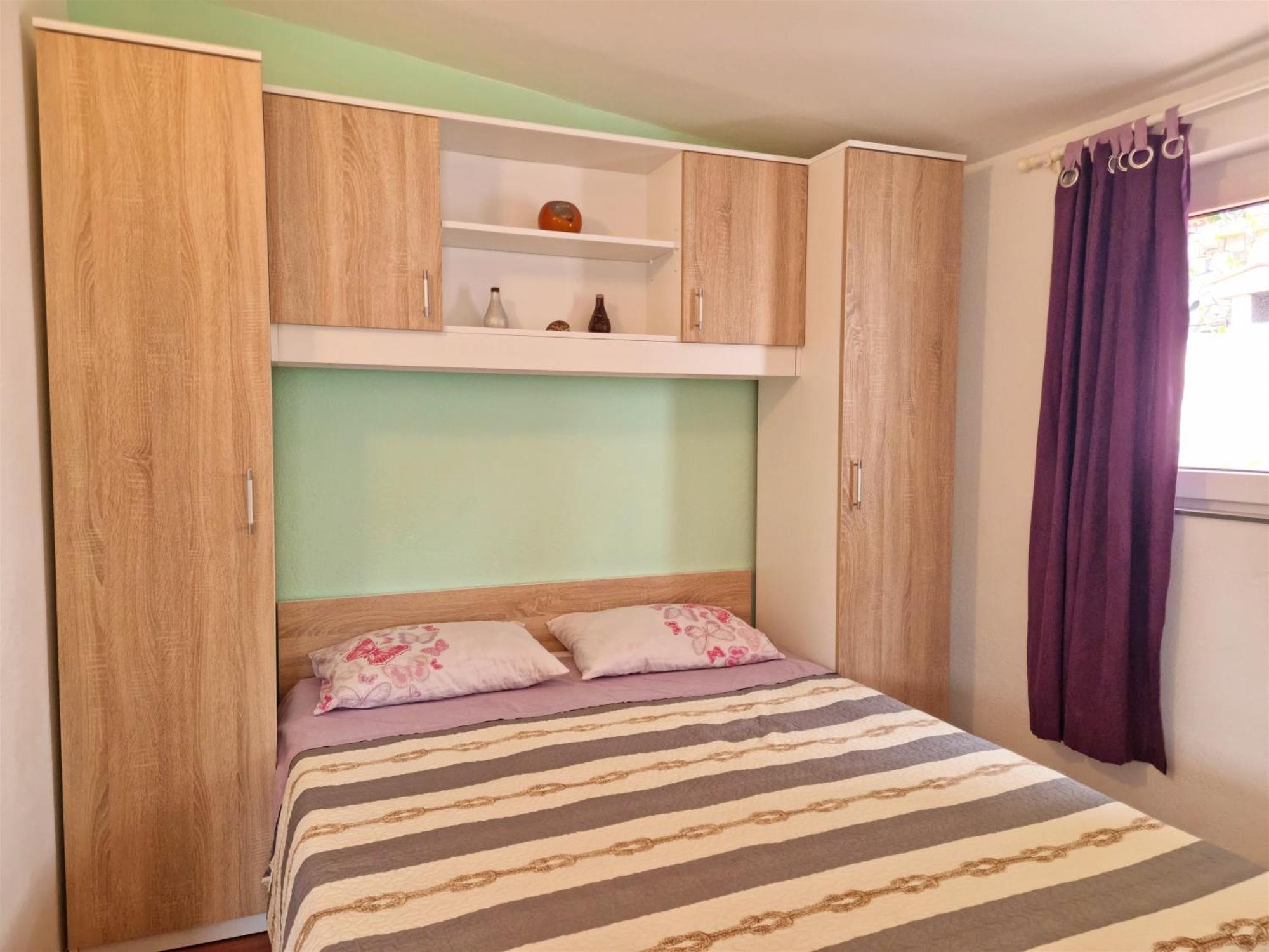 Apartments Neda Omis Room photo